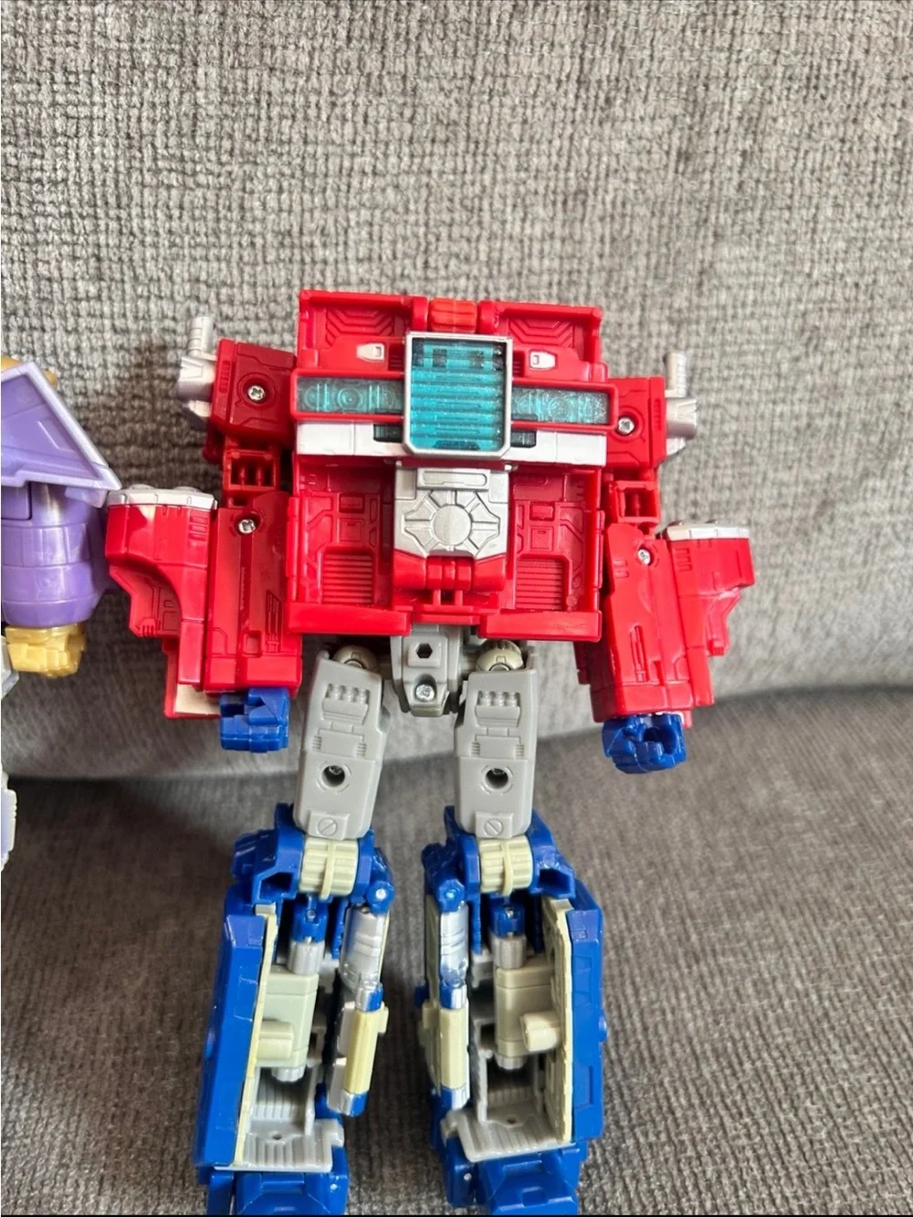 Transformers Kingdom Cyclonus And Optimus Prime